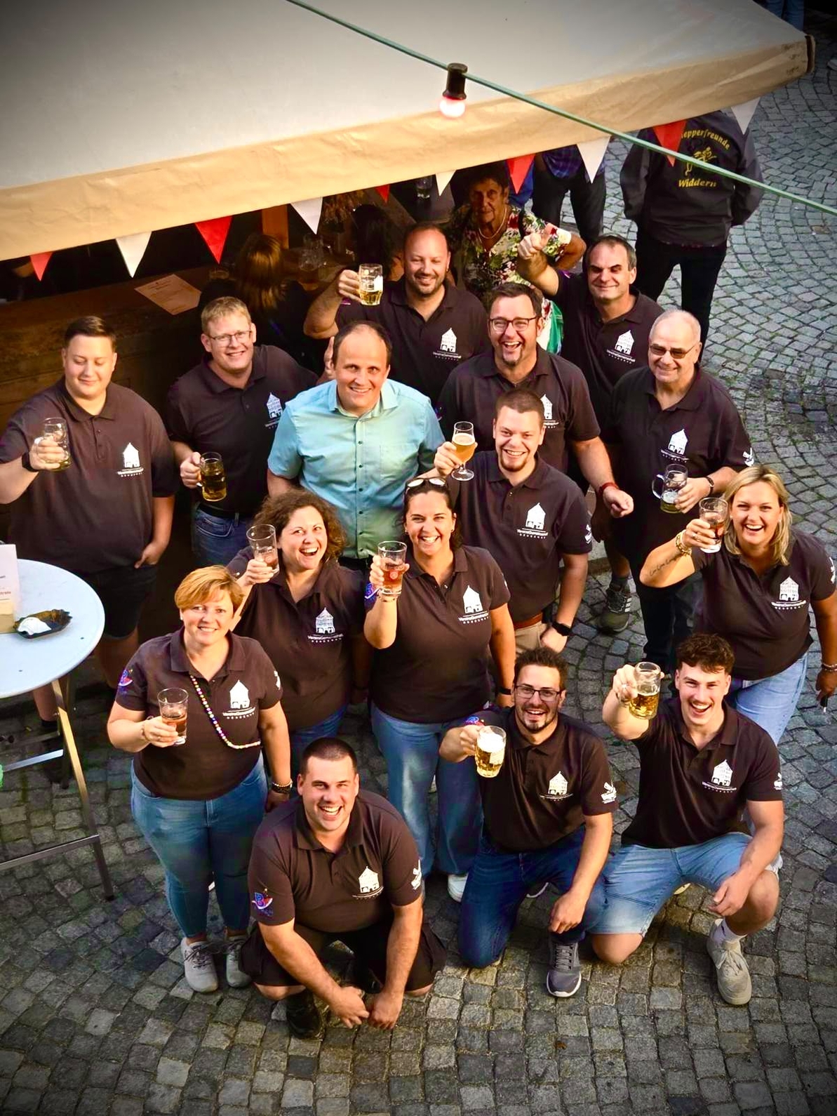 Neudenauer Vereinsgemeinschaft Gäßlesmarkt e.V & Bürgermeister Jochen Hoffer Neudenauer Vereinsgemeinschaft Gäßlesmarkt e.V & Bürgermeister Jochen Hoffer